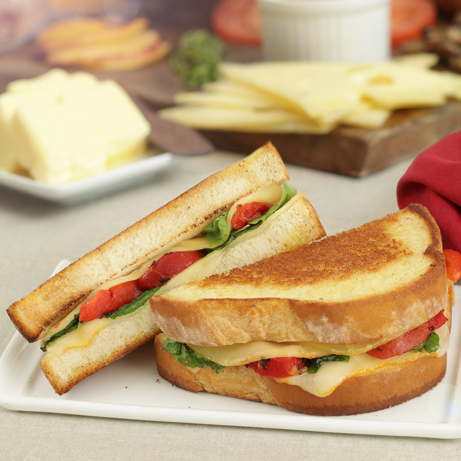 Smoked Gouda, Arugula and Roasted Red Pepper Grilled Cheese Recipe ...